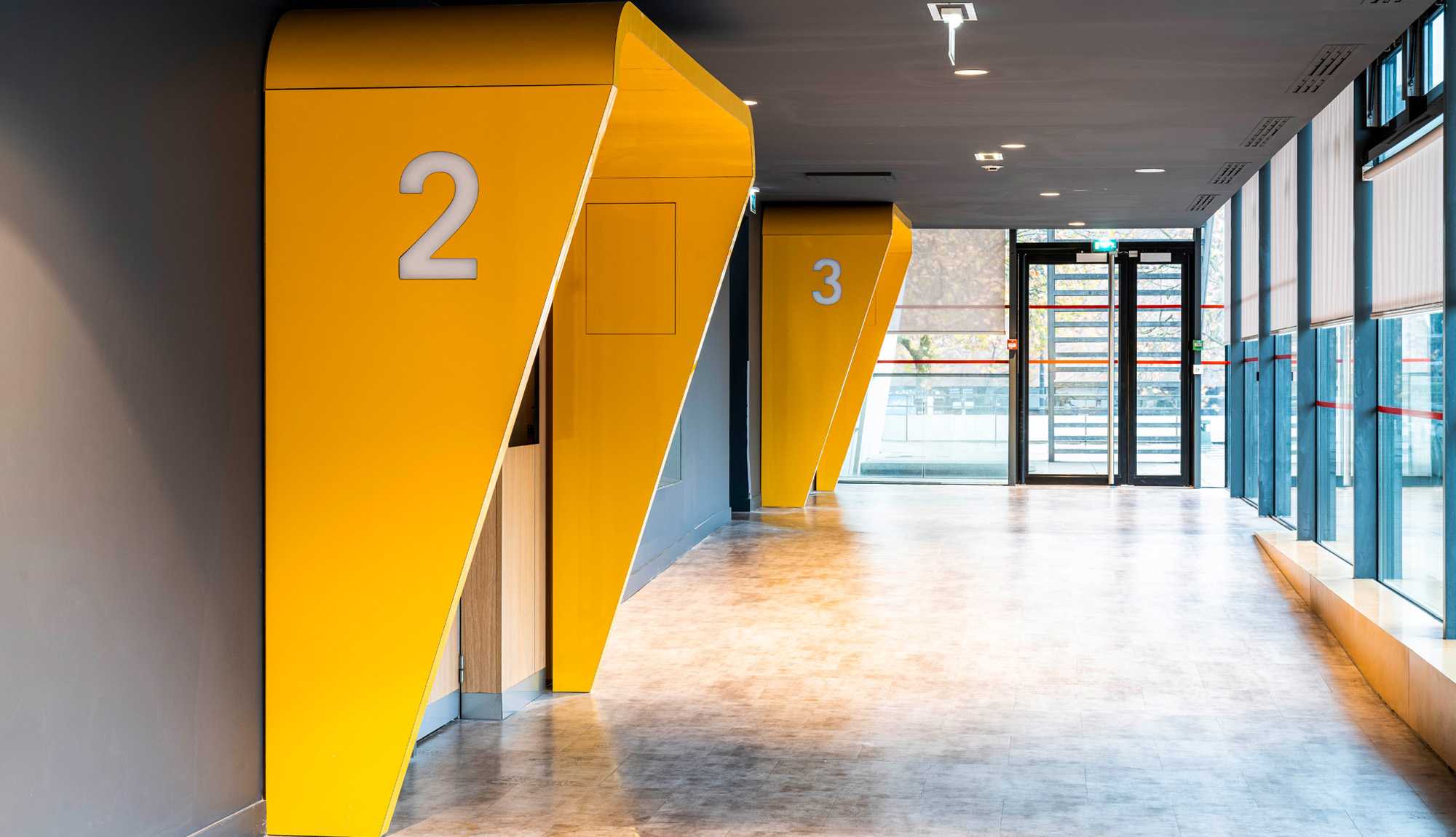 FAY ARCHITECTES - Passage à la marque, retails, Charlie's & Häagen-Dasz, Pathé Games, Circulations, Entrées de salle - Architecture cinéma