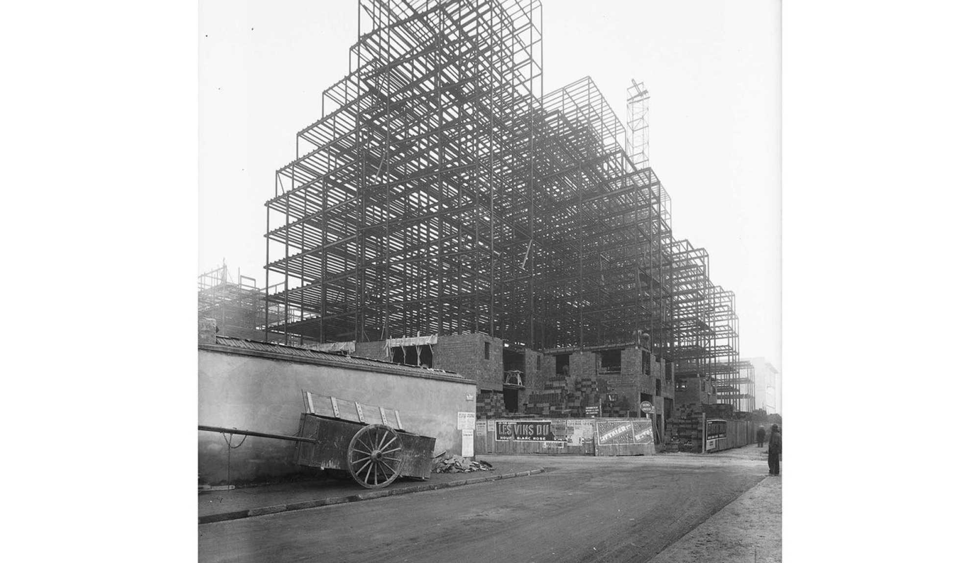 Gratte-ciel Villeurbanne collectif participatif vue ciel cinema lyon Tiers-lieu beton de chanvre BREAM HQE Bas carbone